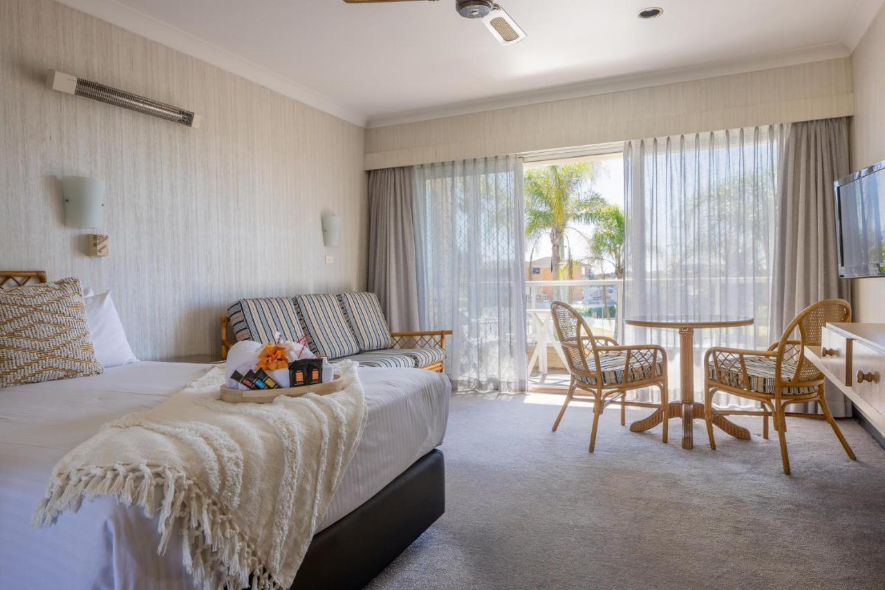 South Pacific Palms Motor Inn Tuncurry Eksteriør billede
