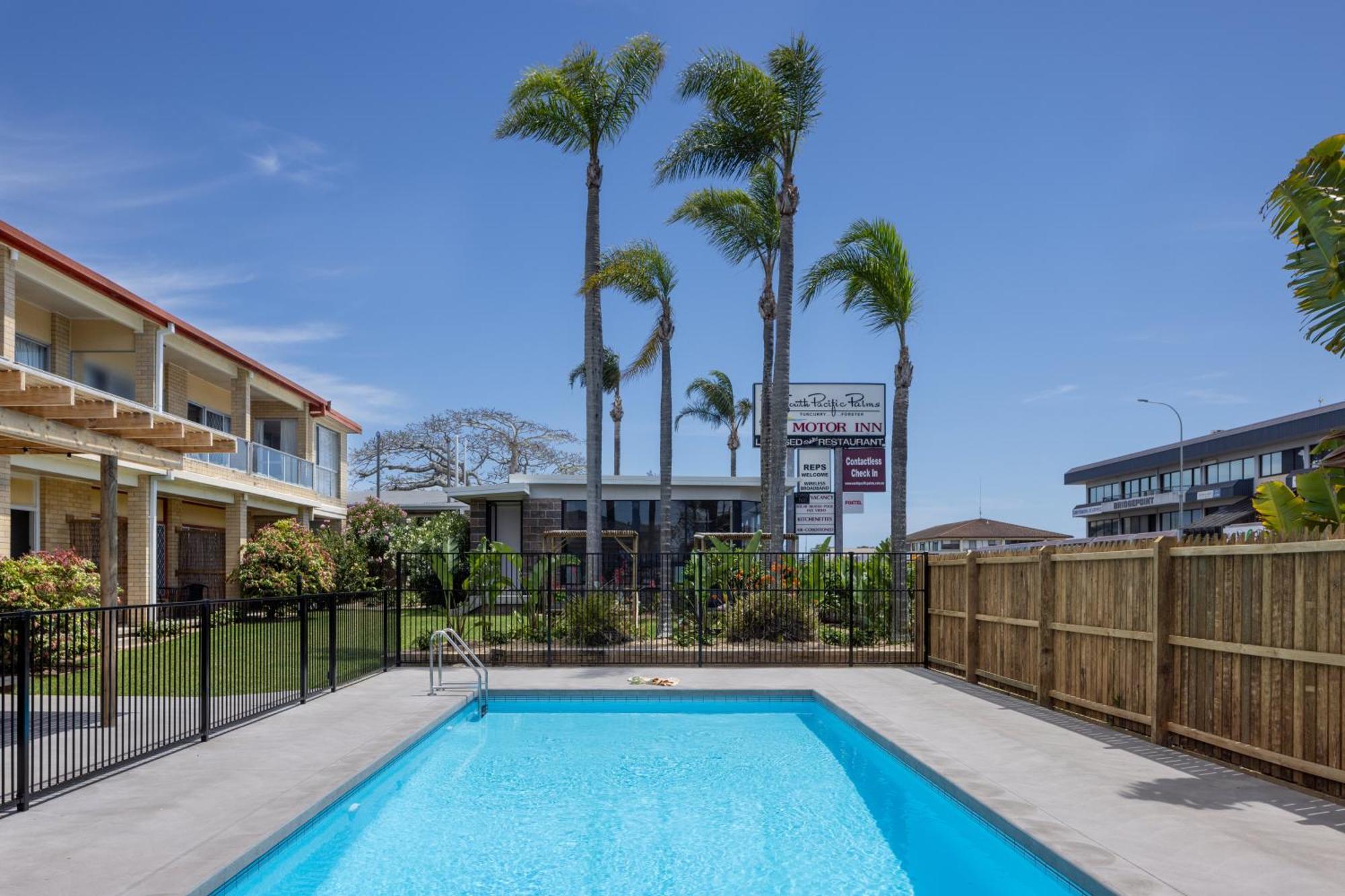 South Pacific Palms Motor Inn Tuncurry Eksteriør billede